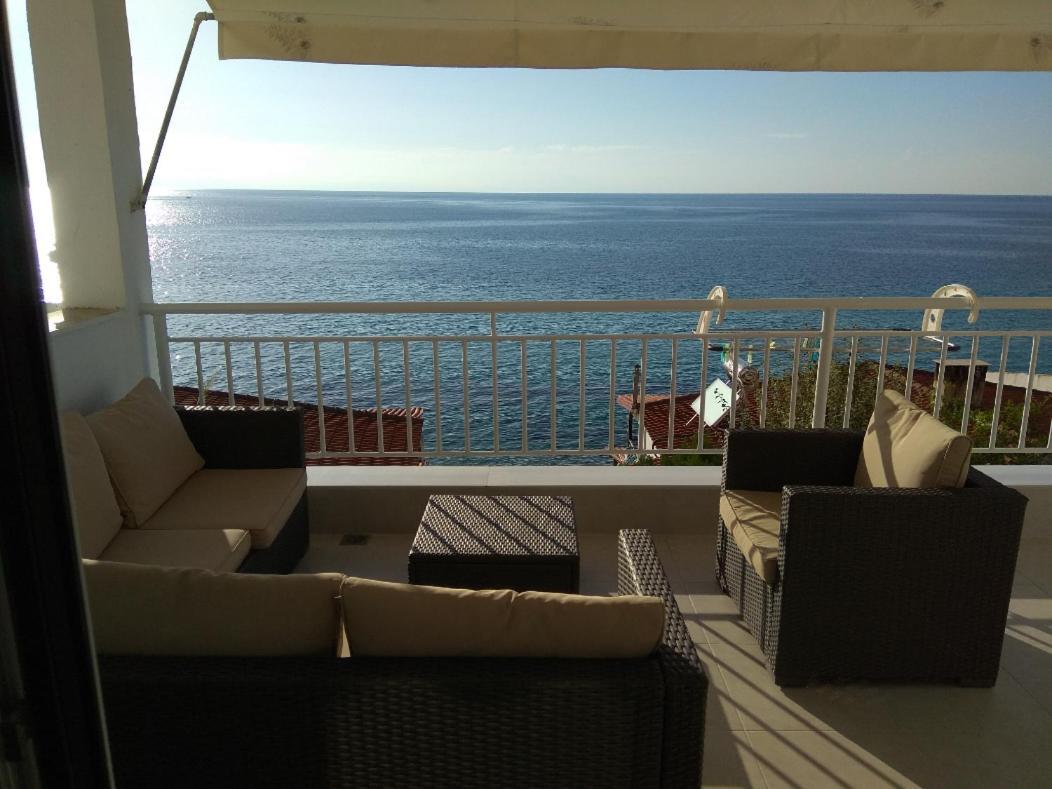 Вилла By The Sea With Great View Сиври Экстерьер фото